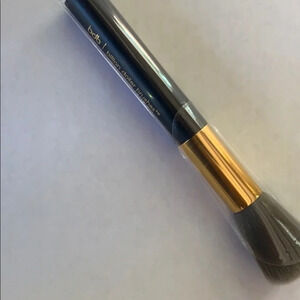 Billion dollar beauty cruelty free brush brand new